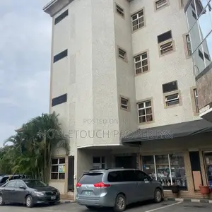 125rooms Hotel in Ajao Estate