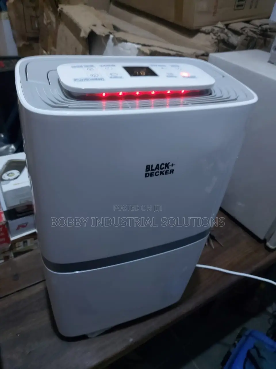 20L Dehumidifier With Digital Humidity Display