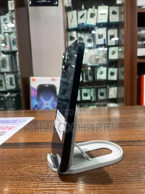 Apple iPhone 12 64 GB Black