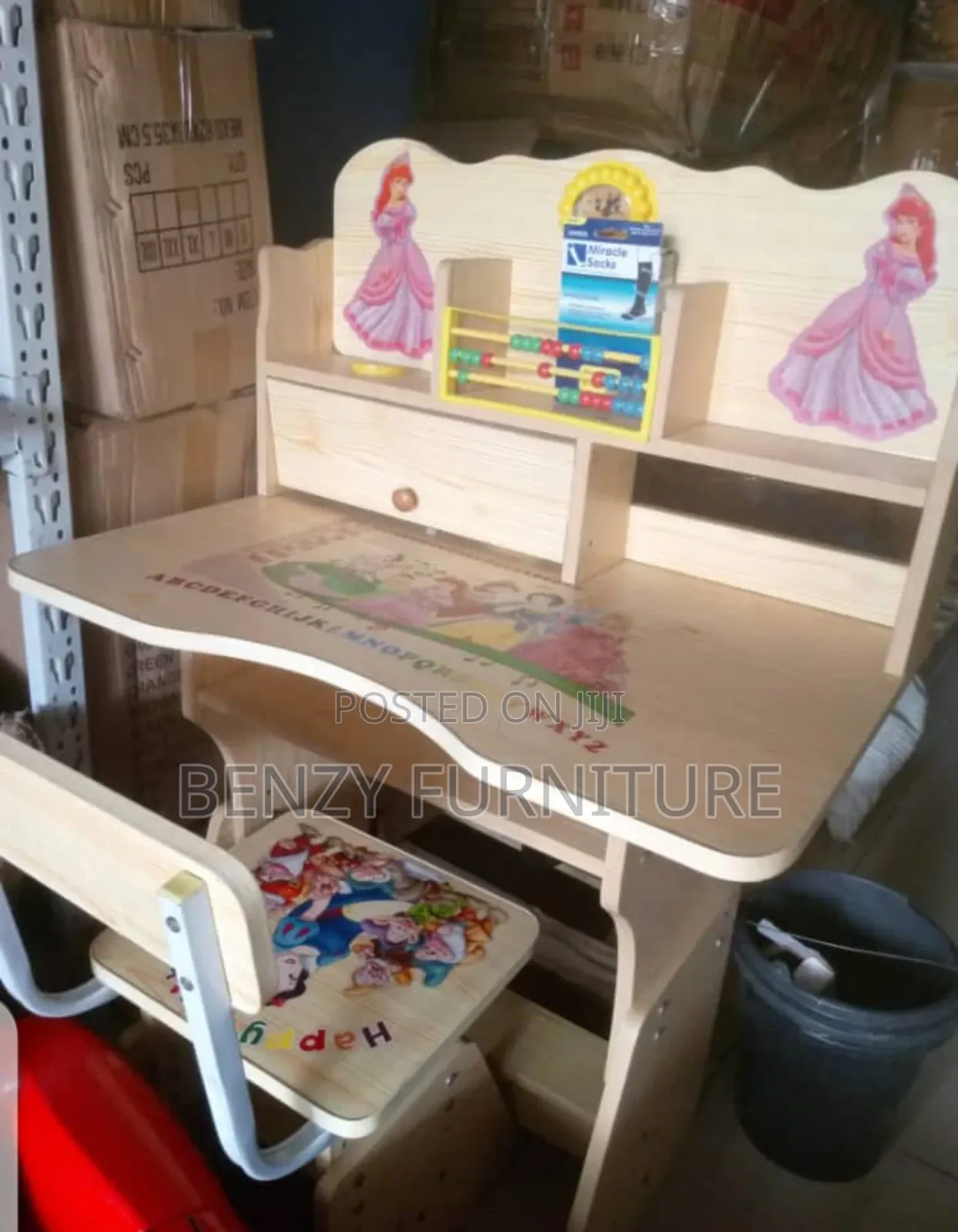 Children Table and Chairs