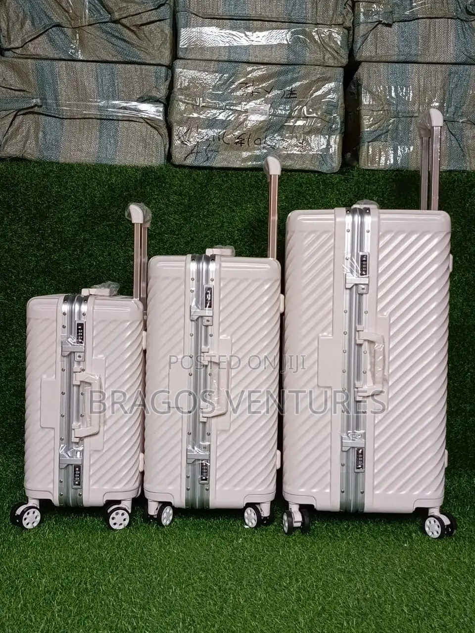 Set 3pcs Quality Box With a Stylish Shape