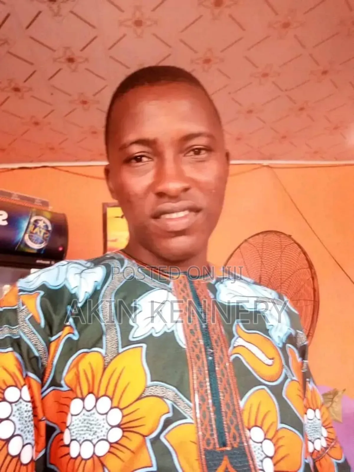 Mr Akin Akinsanya