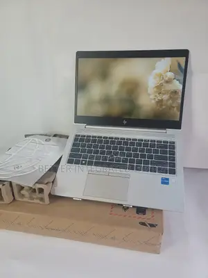 New Laptop HP EliteBook 2530P 8GB Intel Core i5 SSD 1T