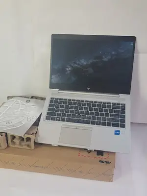 New Laptop HP EliteBook 2540P 12GB Intel Core i5 SSD 256GB