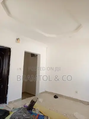 2bdrm Bungalow in Trademore, Lugbe District for rent