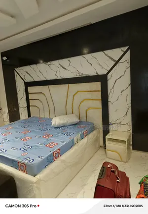 Full Wall 6/6 Bed Frame Set