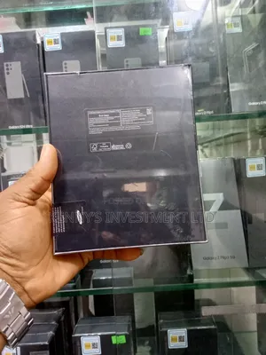 New Samsung Galaxy Z Fold 3 256 GB Silver