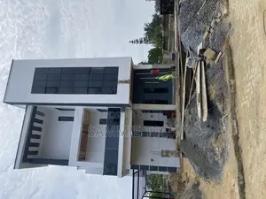 Frameless Curtain Wall