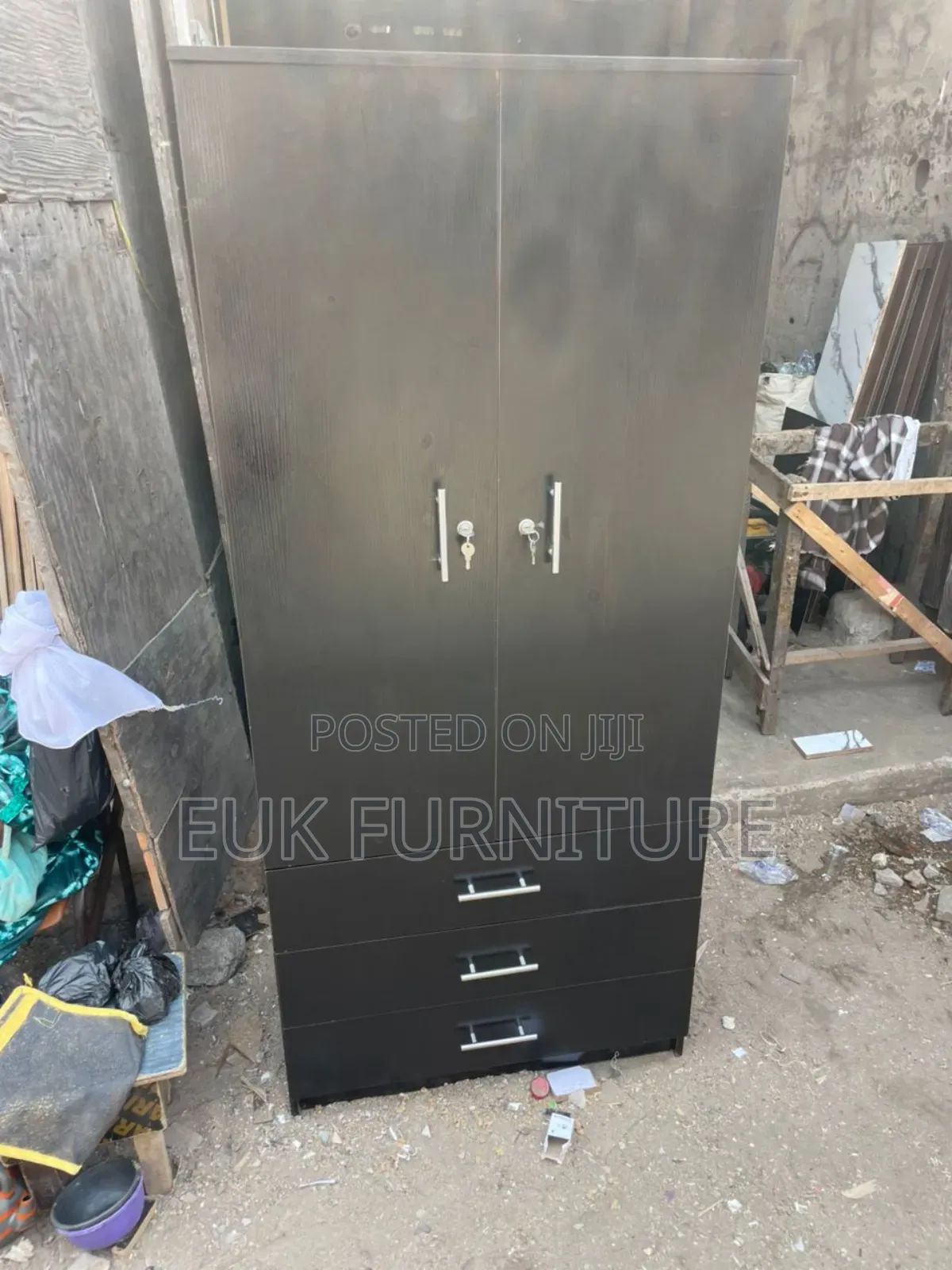 32 Inches by 6ft Wardrobe