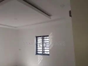 3bdrm Block of Flats in Thinkers Corner, Enugu for rent