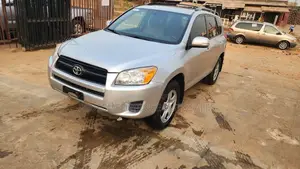 Toyota RAV4 Limited AWD (2.5L 4cyl 6A) 2013 Silver