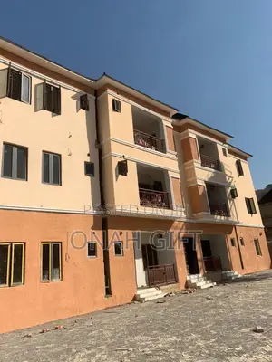 2bedroom Upstairs Downstairs Available for Rent