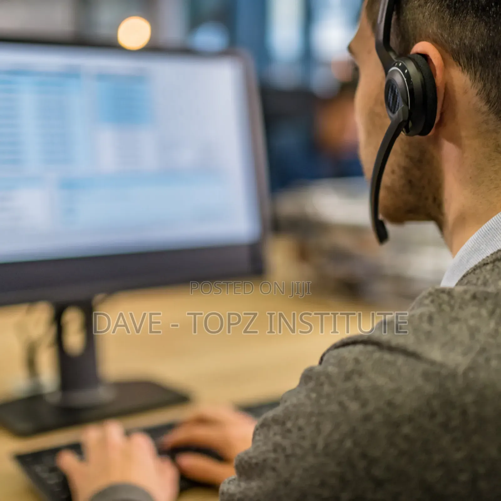 Data ANALYST