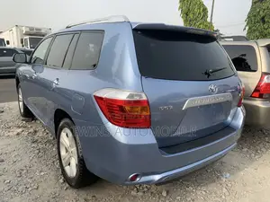 Toyota Highlander Limited 2010 Blue
