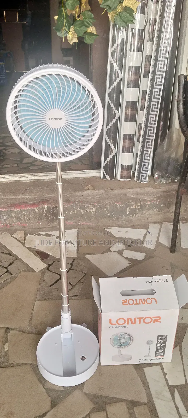 Lontor Adjustable Desk Fan