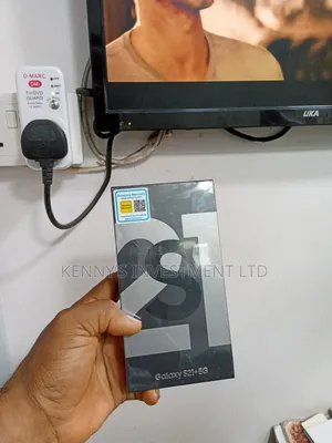 New Samsung Galaxy S21+ 5G 128 GB Silver