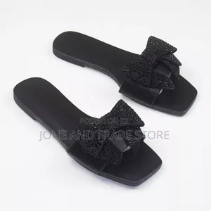 Women Flat Slippers Zara