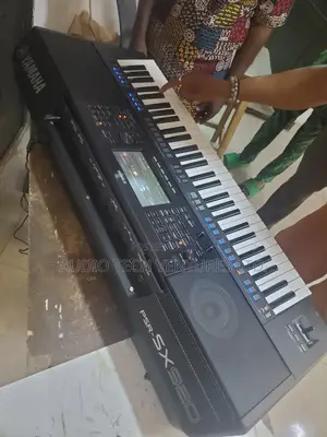 Sx Yamaha Keyboard 920