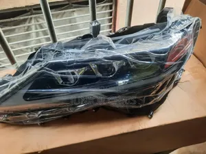1 Set Head Lamp Camry 2018 3 Torch Available