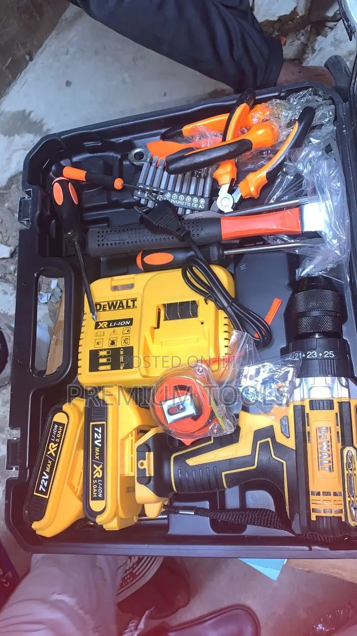 Dewalt Tools Set