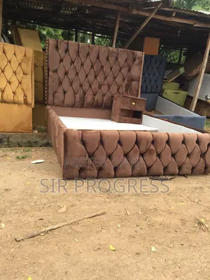 Padded 41⁄2with Side Stool