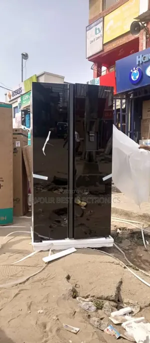 New Hisense (529l) Side by Side Fridge With Dispenser 1year
