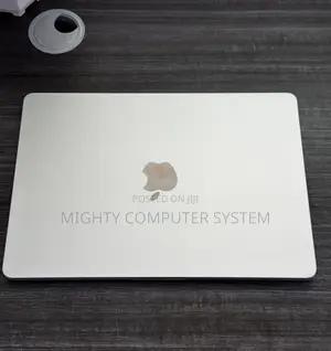 Laptop Apple MacBook Air 2022 M2 8GB Apple M2 SSD 256GB
