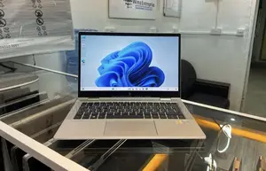 Laptop HP EliteBook 830 G7 16GB Intel Core I7 SSD 512GB