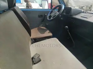 Volkswagen Transporter 2000 Green