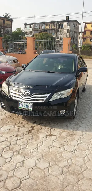 Photo - Toyota Camry 2010 Black