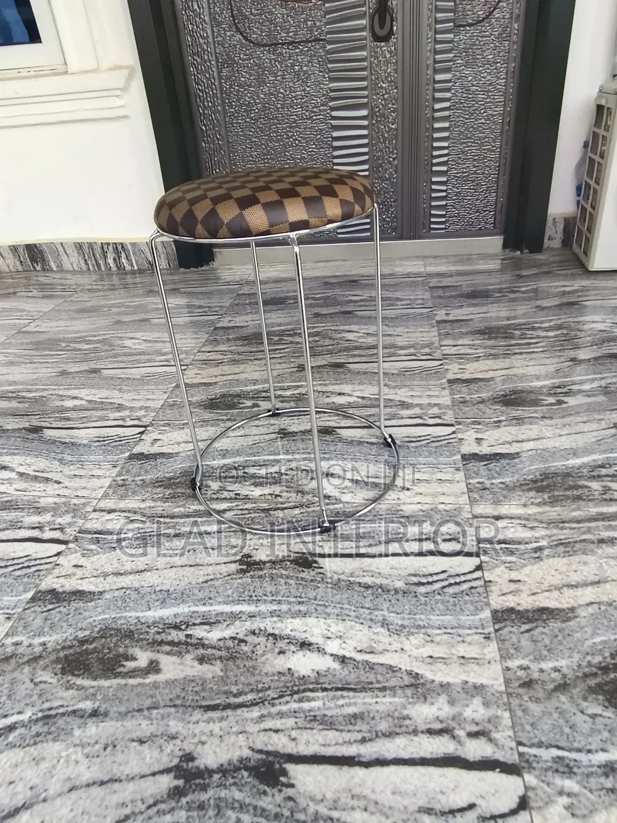 Kitchen Lab Stool