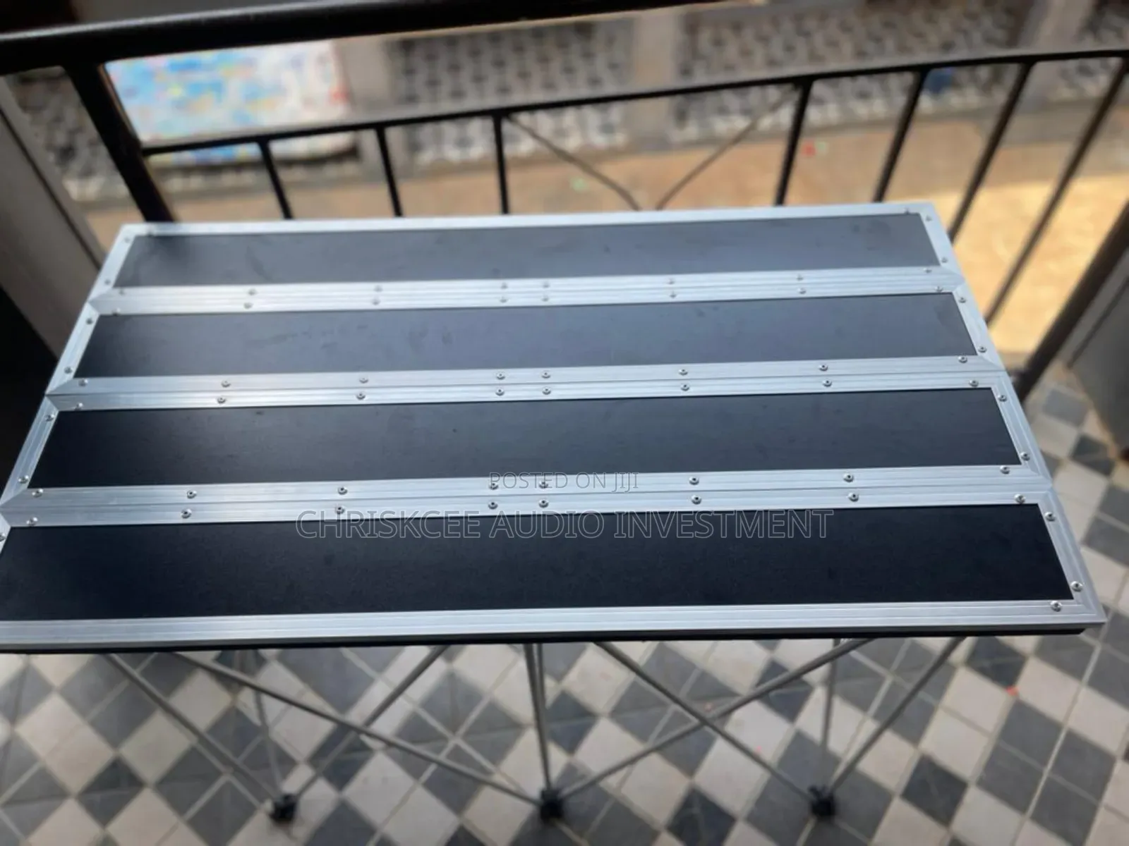 Dj Table Stage Stand With Top Mat