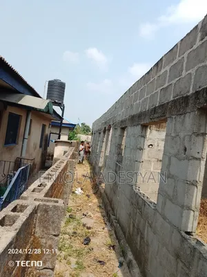 4bdrm Block of Flats in Awobo Estate, Igbogbo for sale