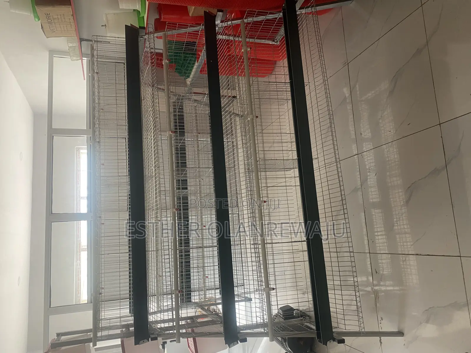 96 Capacity Layers Cage