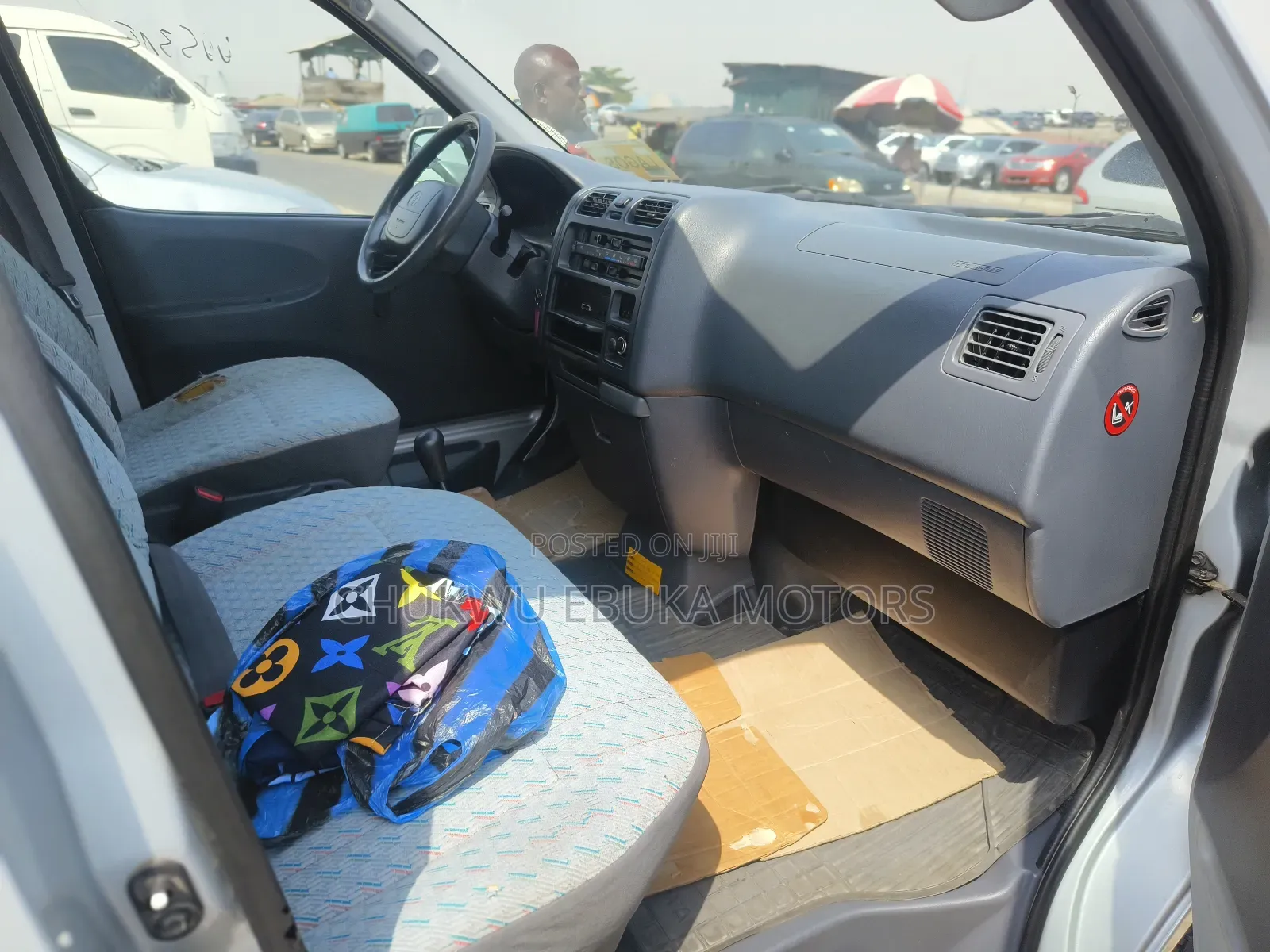 Toyota HiAce 2004 Grey