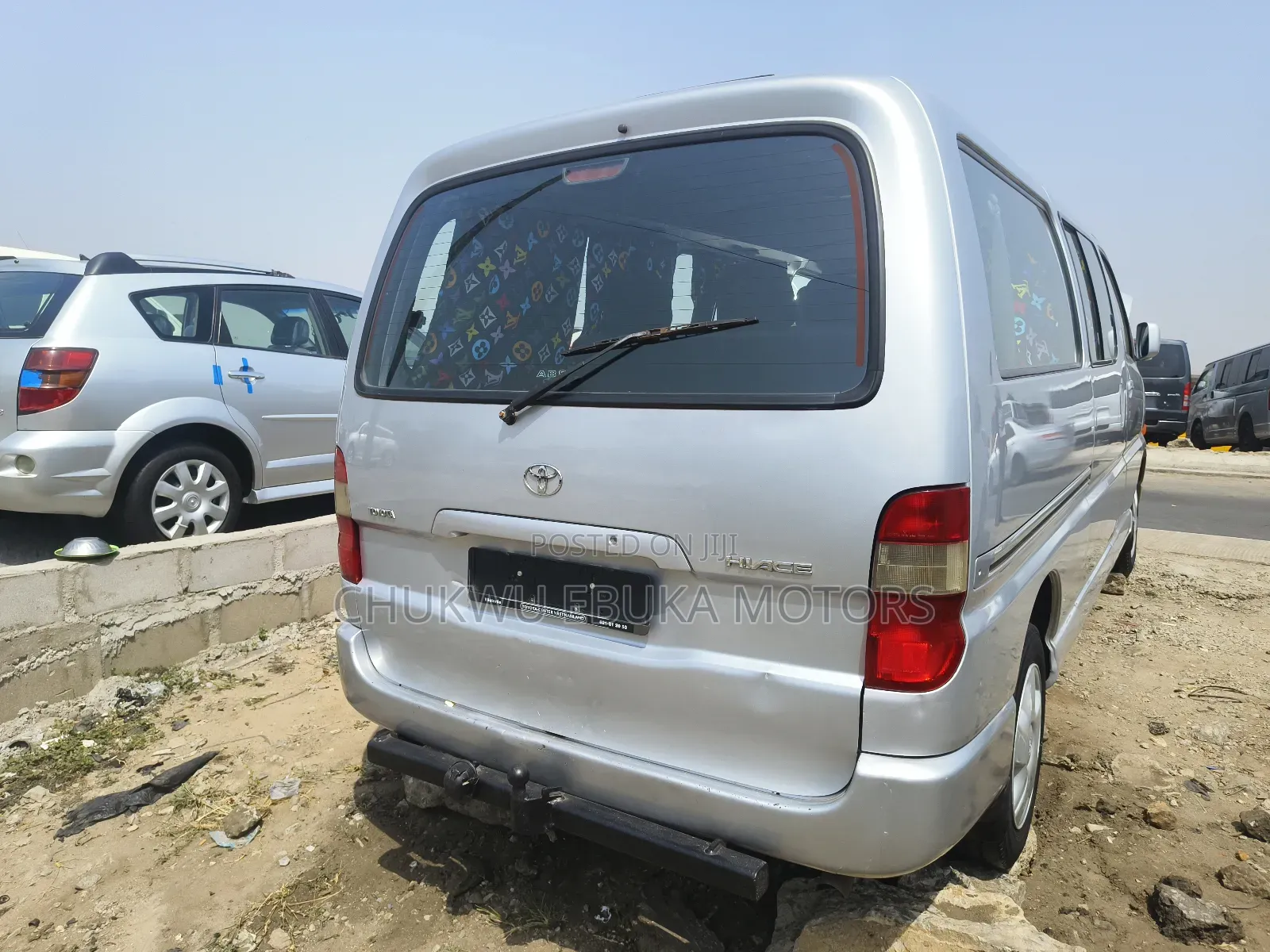 Toyota HiAce 2004 Grey