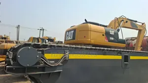 Photo - New Swampbuggy Caterpiller 320d2 Excavator