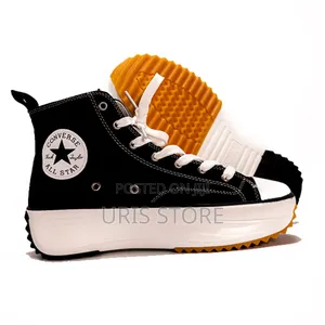 Converse Allstars Sneakers
