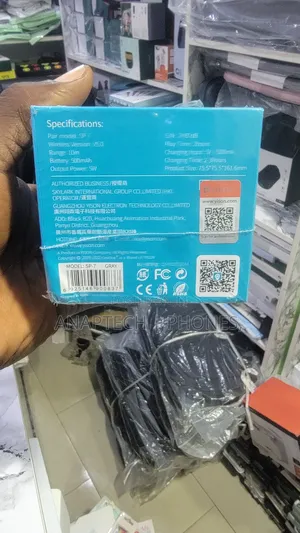Celebrat Sp7 Portable Wireless Speaker 500mah Battery Phone