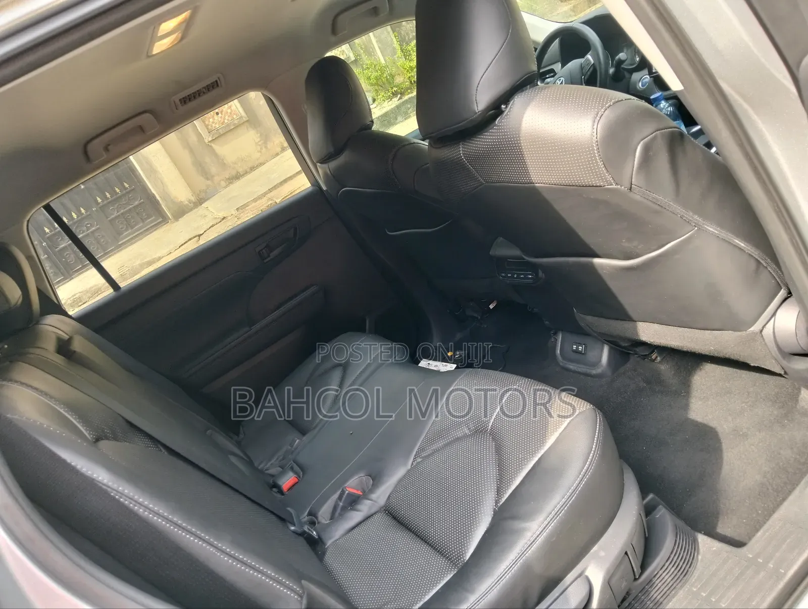 Toyota Highlander LE AWD 2020 Silver