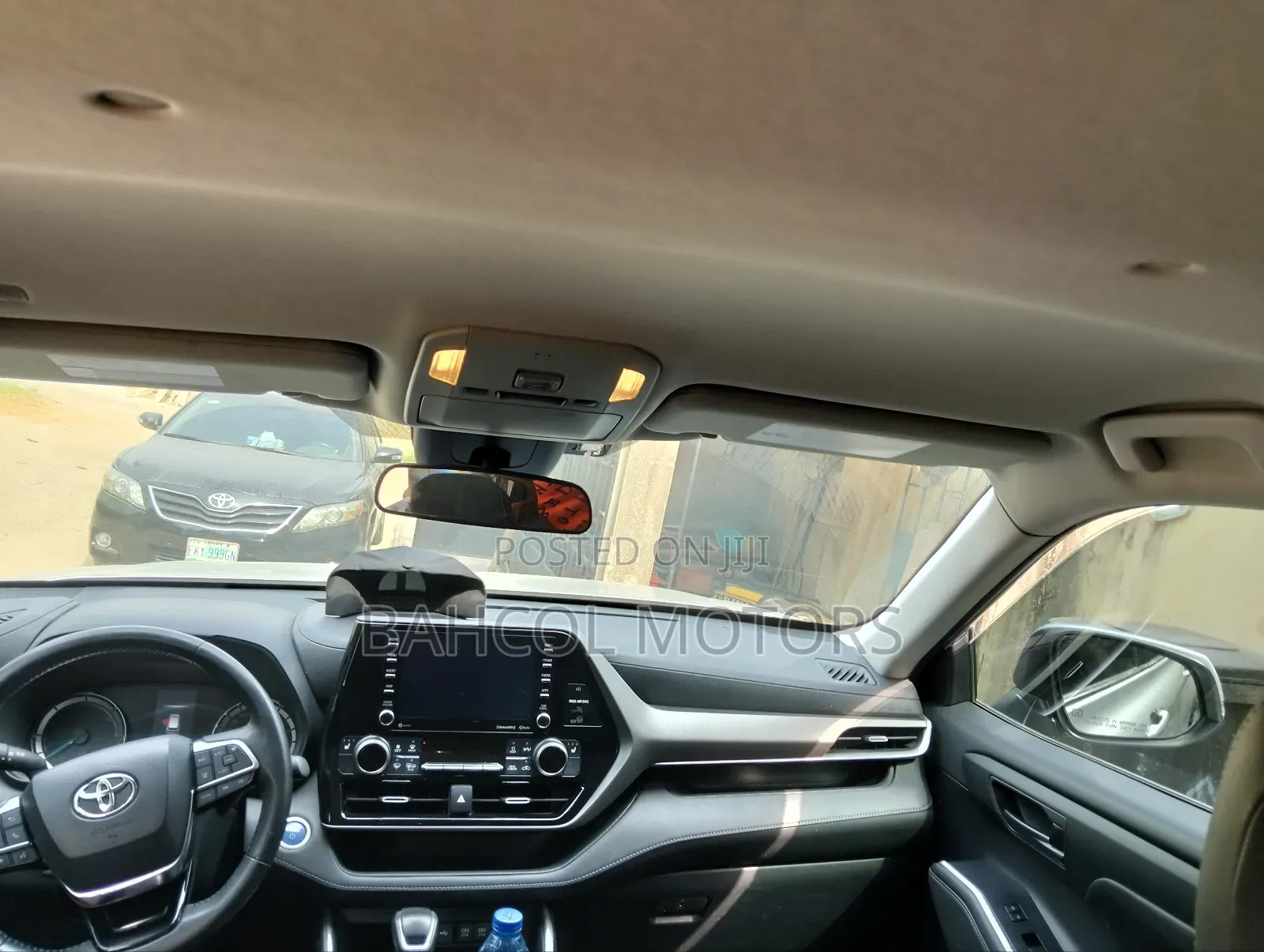 Toyota Highlander LE AWD 2020 Silver