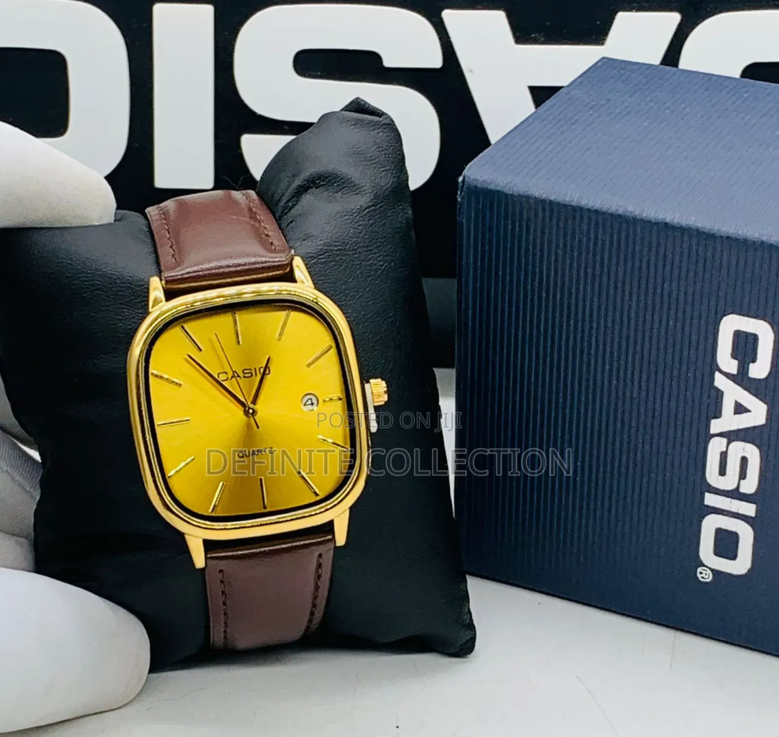 CASIO Leather Wristwatch
