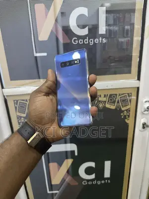 Samsung Galaxy S10 Plus 128 GB Blue