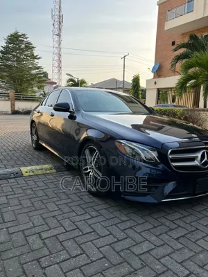 Mercedes-Benz E300 2018 Blue