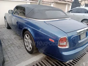 Rolls-Royce Phantom Drophead Coupe 2013 Blue