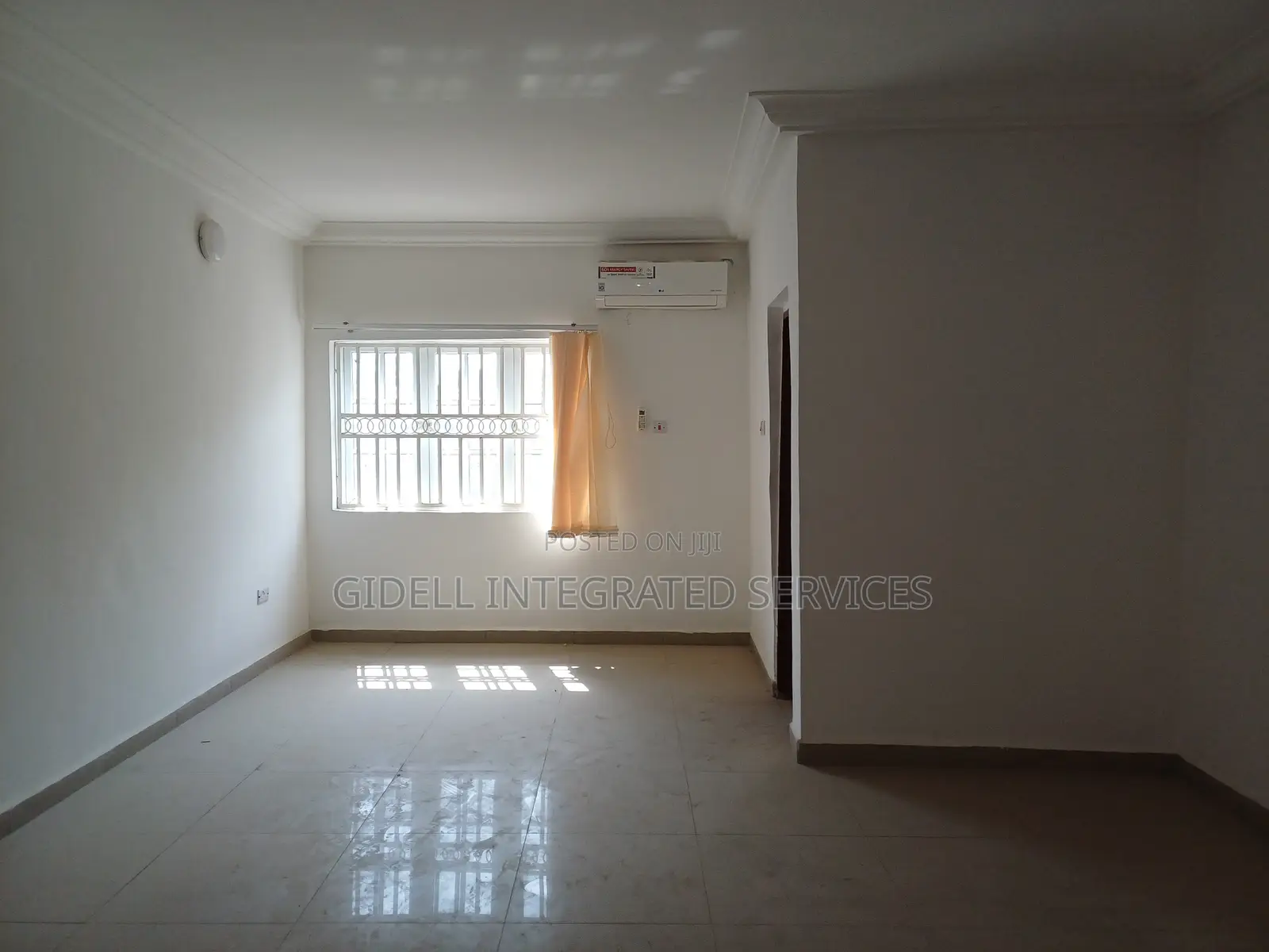 Serviced 250SQM Office Space With 8 Ensuite Offices