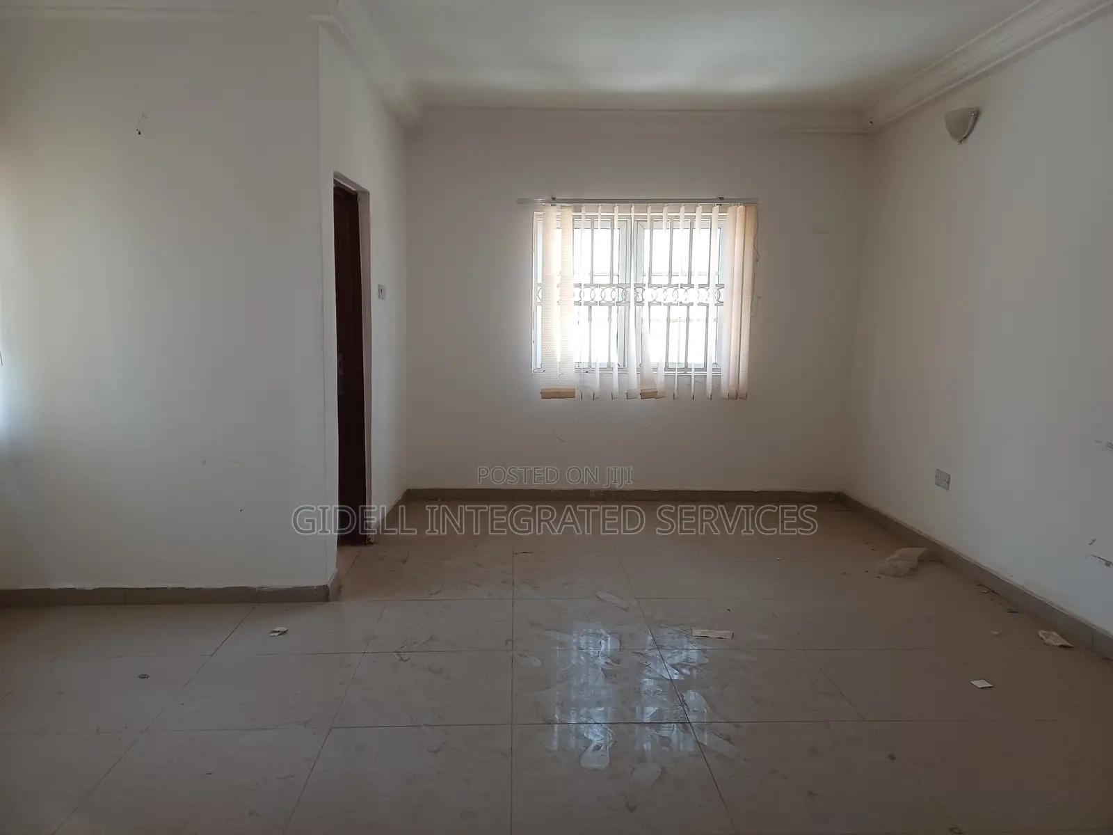 Serviced 250SQM Office Space With 8 Ensuite Offices