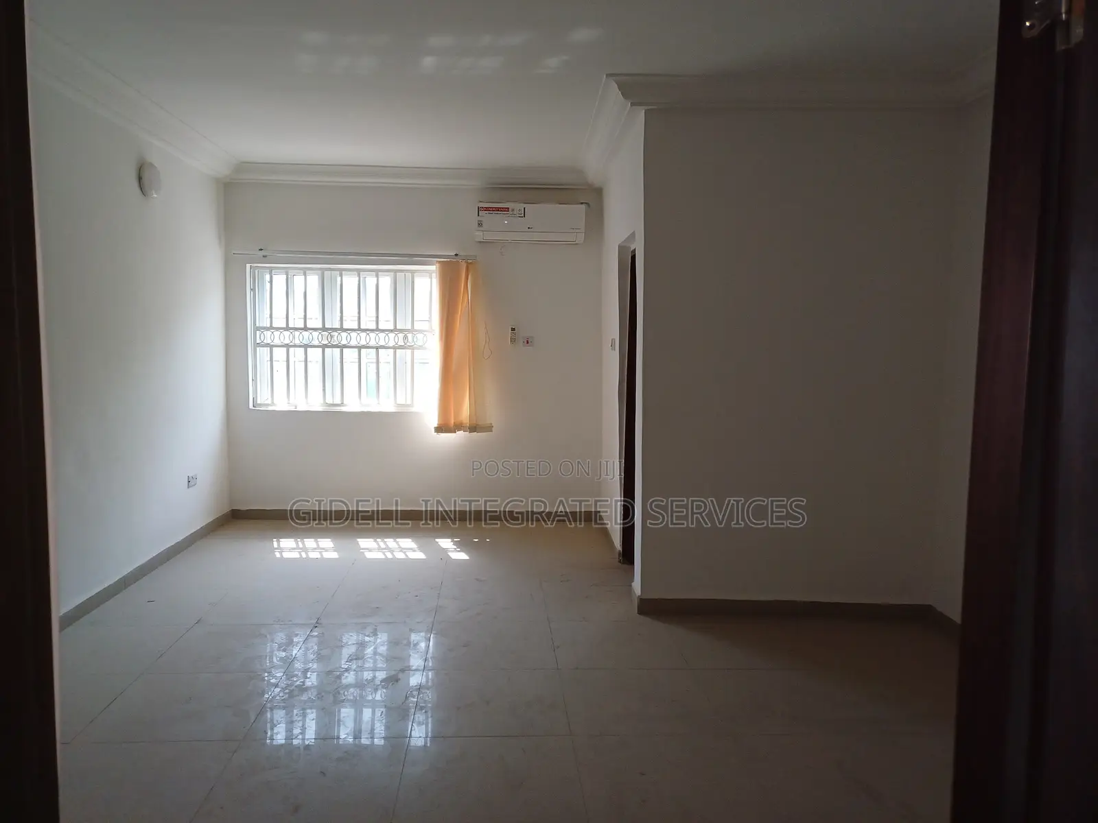 Serviced 250SQM Office Space With 8 Ensuite Offices