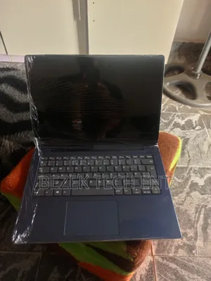 New Laptop Lenovo Ideapad 3 4GB Intel Core I3 SSD 128GB