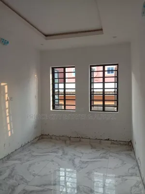 Photo - 1bdrm Apartment in Off Aina Street, Shomolu for rent
